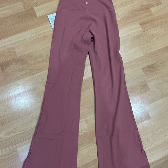Brand New Lululemon Groove SHR Split-Hem Flare, Nulu - Picture 8 of 9